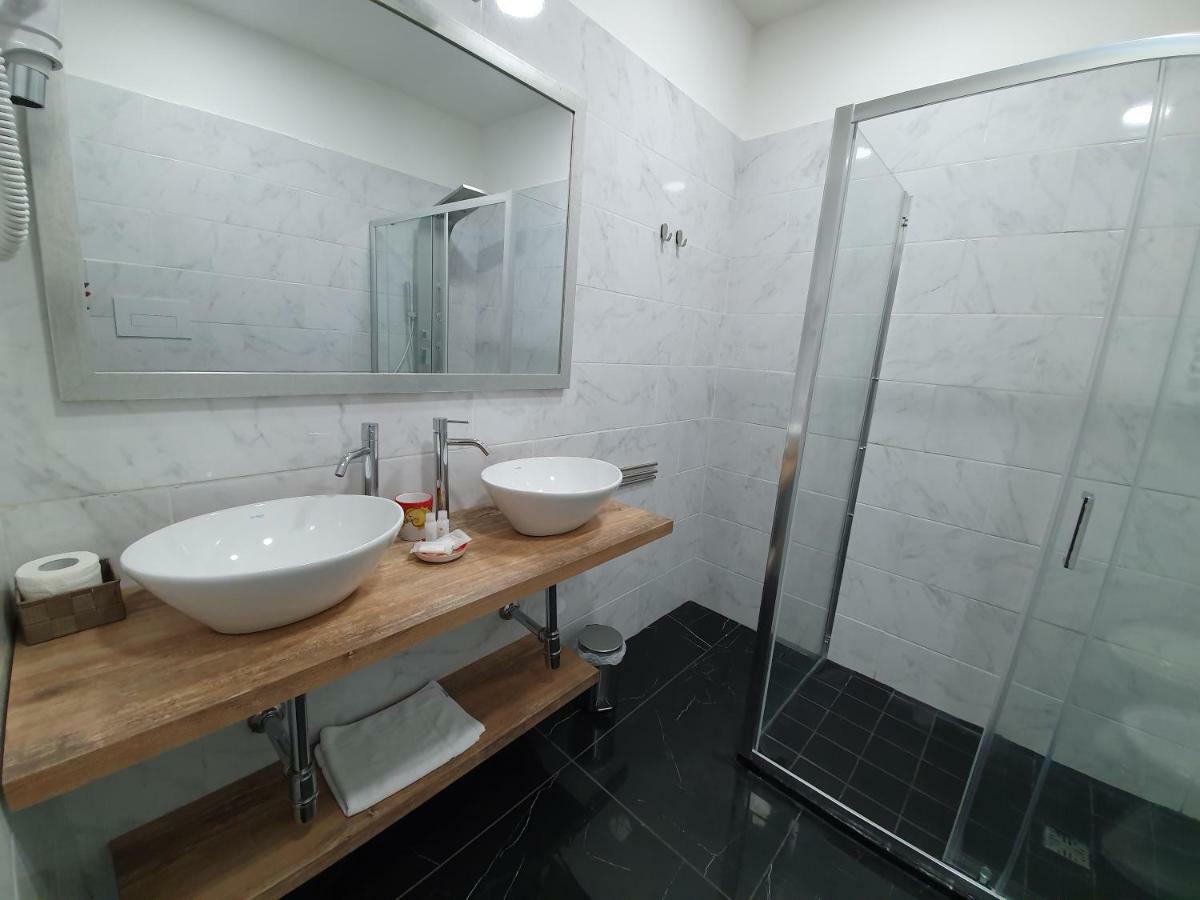 Dimorra Boutique Rooms Nápoly Kültér fotó